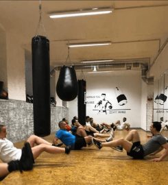 Selbstverteidigung mit Erjon Zeka