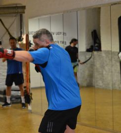 Selbstverteidigung mit Erjon Zeka