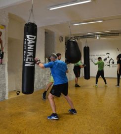 Selbstverteidigung mit Erjon Zeka